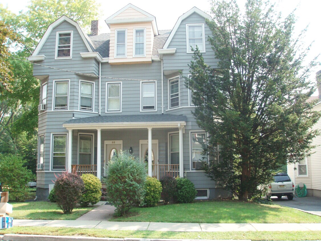96 Hillside Ave, Nutley, NJ 07110 Apartments in Nutley, NJ