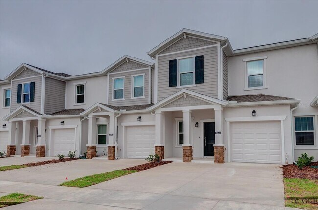 Foto del edificio - 3243 Laurent Lp