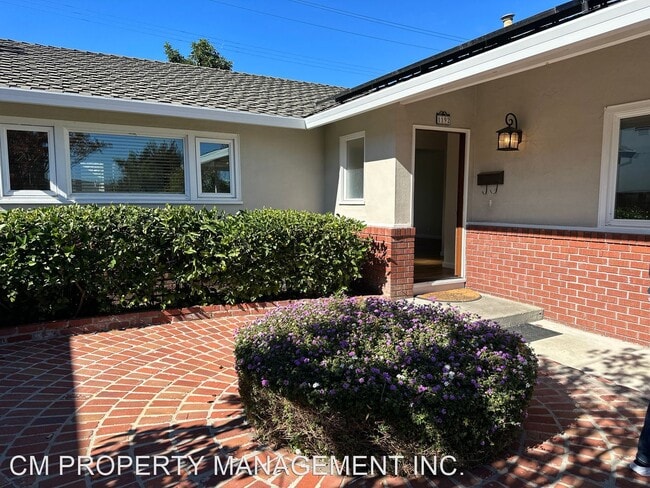 Building Photo - 3 br, 2 bath House - 1192 Maryann Drive