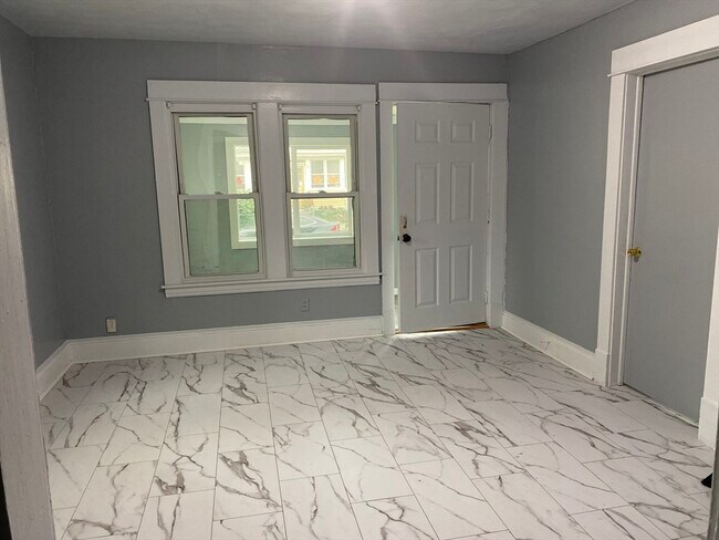 Foto del edificio - 249 Commonwealth Ave