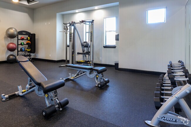 Gimnasio - Bella Madera