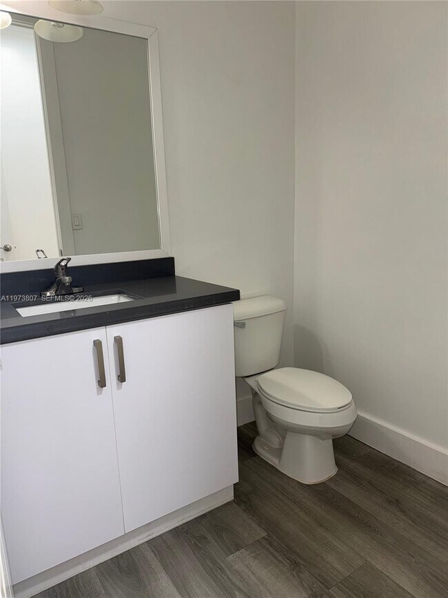 Foto del edificio - 8807 NW 76th Dr