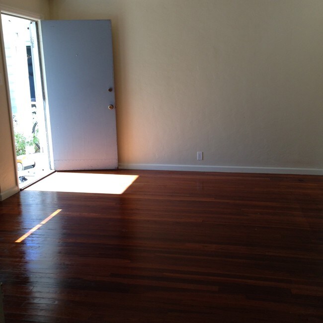 Building Photo - 611 Soquel Ave