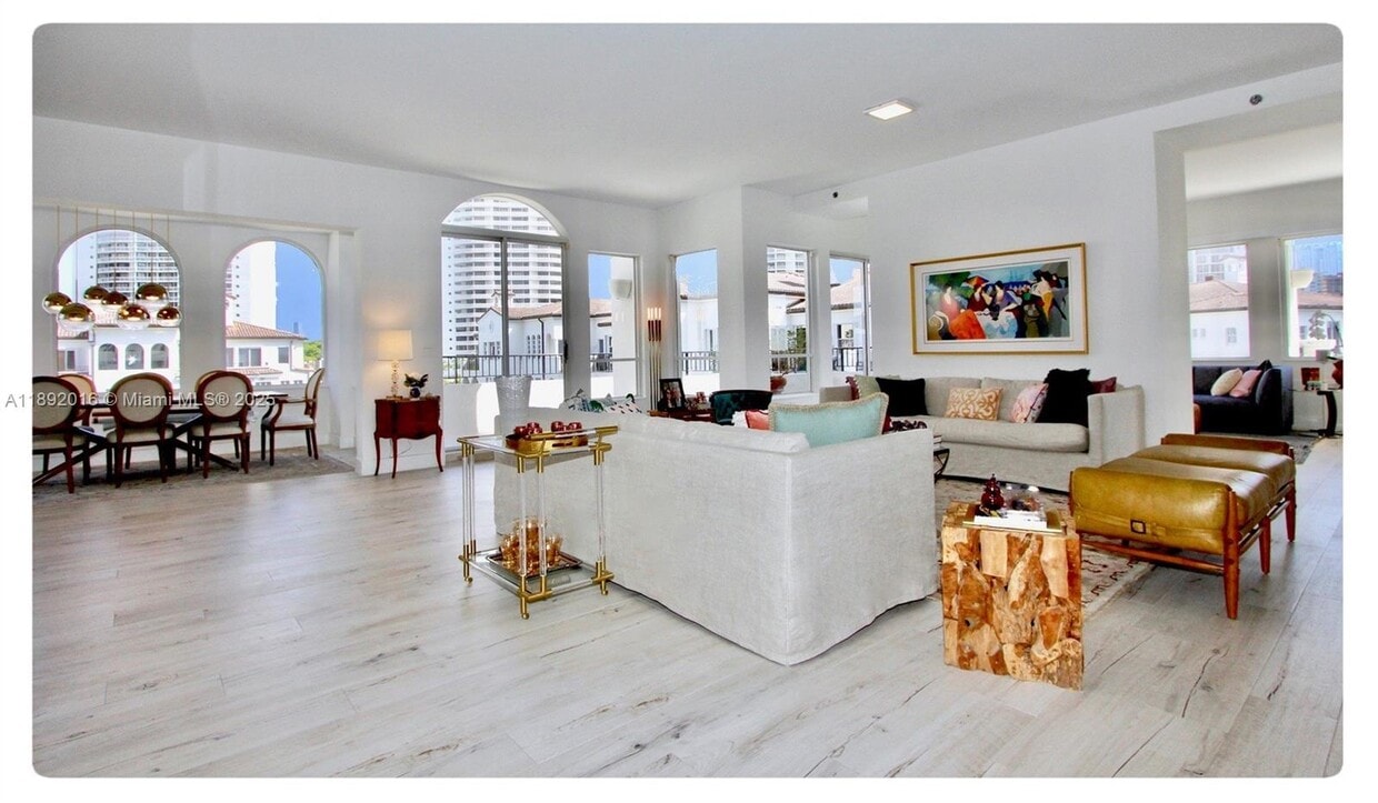 Primary Photo - 3500 Island Blvd
