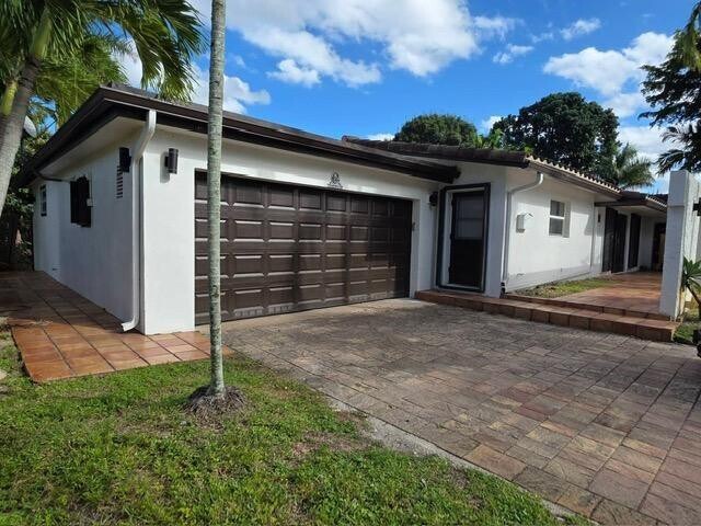 Foto principal - 690 NW 68th Ave