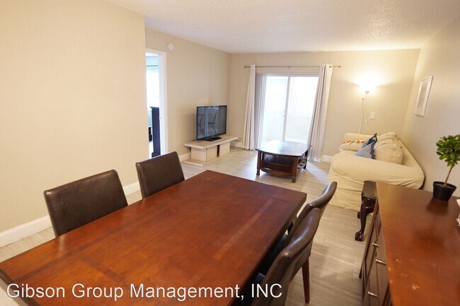 Building Photo - 2 br, 2 bath House - 3000 E SUNRISE LAKES ...