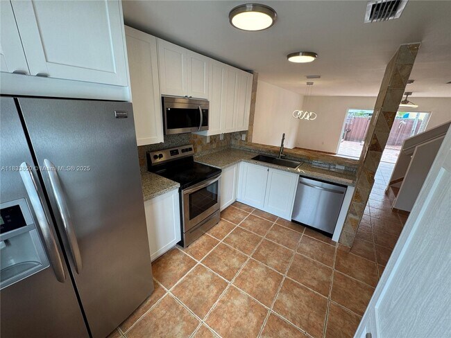Building Photo - 14102 SW 176th Terr