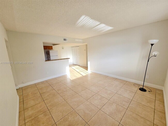 Foto del edificio - 3690 N 56th Ave