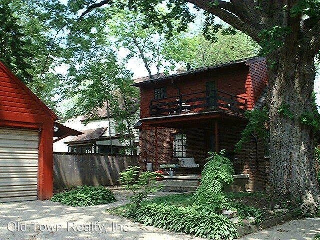 Building Photo - 1414 E Park Pl
