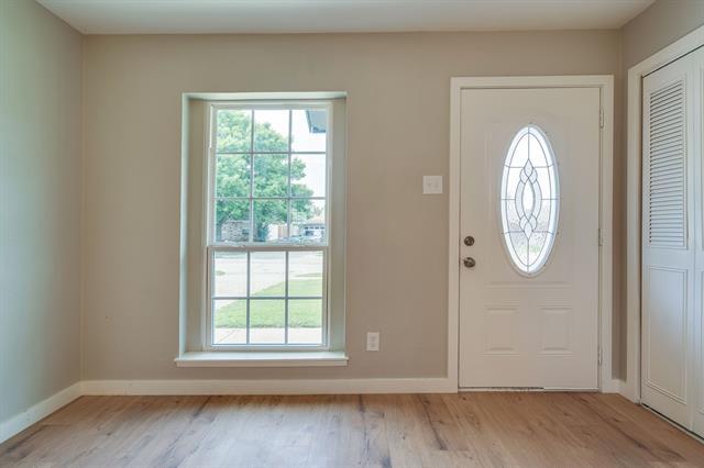 Foto del edificio - 930 Briarwood Dr