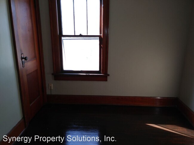 Building Photo - 3 br, 1 bath House - 392 Third Ave. Richland