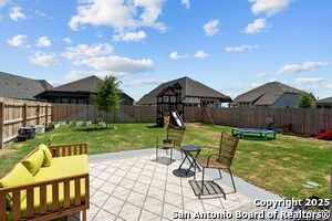 Building Photo - 138 Red Oak