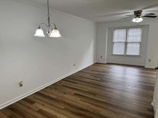 Building Photo - Beautiful Cary Townhome