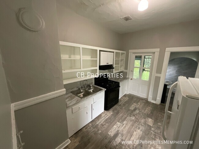 Foto del edificio - 1053 Fleece Pl