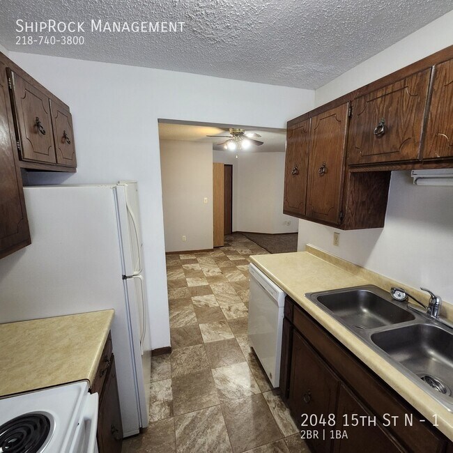 Foto del edificio - 2048 15th St N