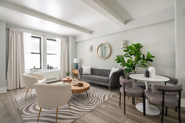 Building Photo - 240 W 73rd St