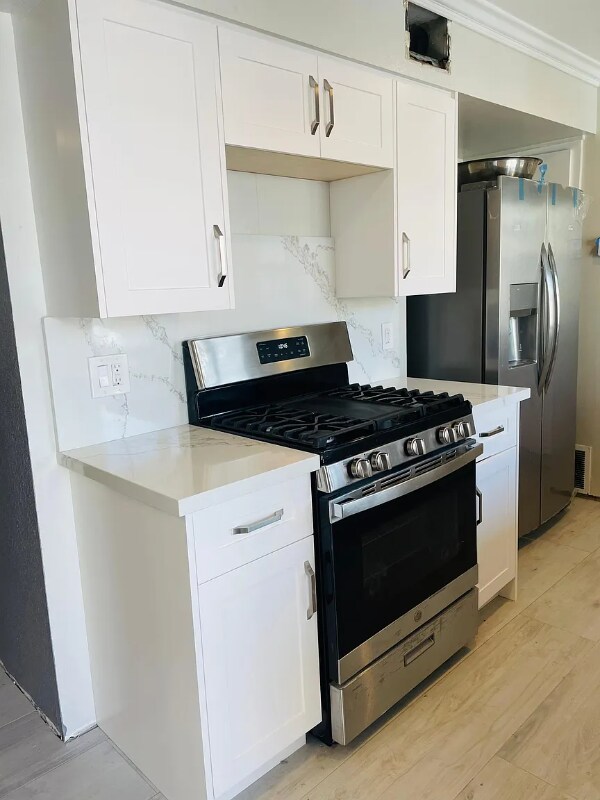 Foto del edificio - 1419 N Elderberry Ave