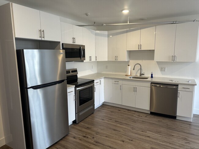 Foto del edificio - 104 Main St