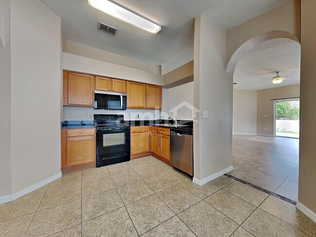 Foto del edificio - 3306 Hoylake Ct