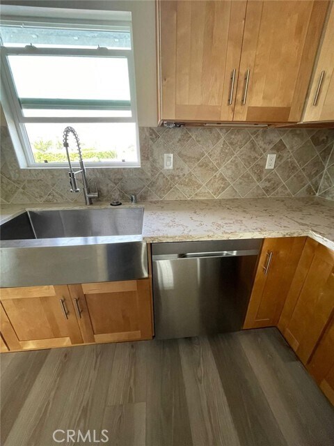 Foto del edificio - 3533 W 190th St