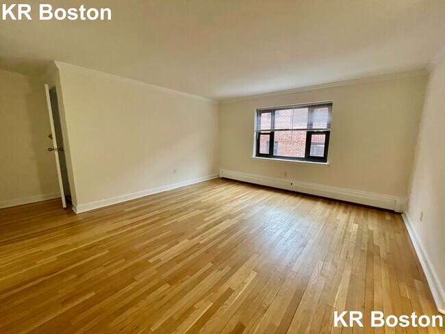 Building Photo - 36 Harvard Ave