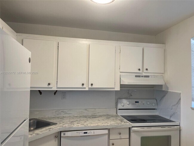 Foto del edificio - 17255 SW 95th Ave