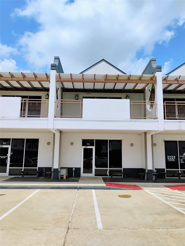 Building Photo - 9788 Clarewood Dr