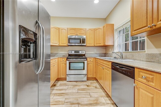 Foto del edificio - 7627 E Stonecreek Cir