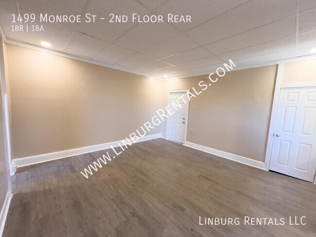 Building Photo - 1499 Monroe St