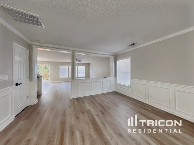 Foto del edificio - 6101 Ricker Rd