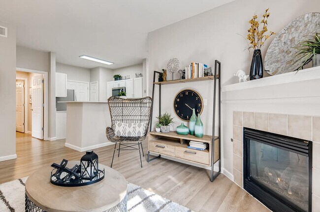 Building Photo - Parkfield Apartment Homes