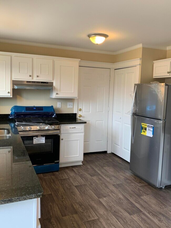 Foto del edificio - 41427 Larimore Ln