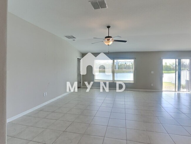 Building Photo - 10411 Alder Green Dr