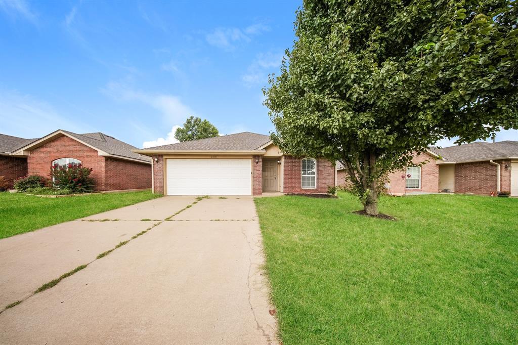 Foto principal - 2516 Queenston Ave