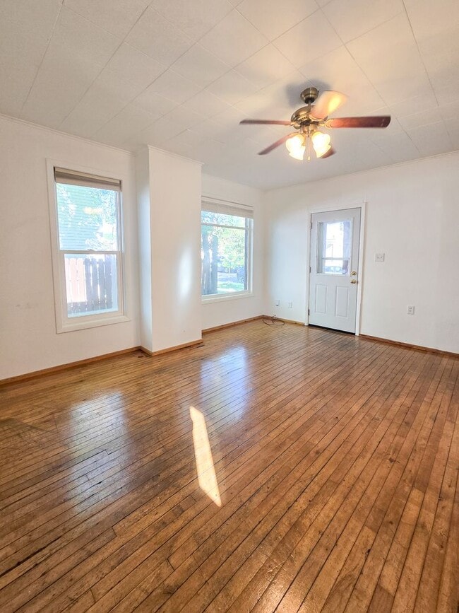 Building Photo - 417 Marston Ave