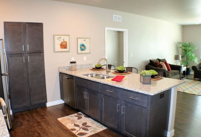 Building Photo - $1,625 | 2 Bedroom, 2 Bathroom Luxury CONDO | PET Friendly* | Sublease* | Available for February ...