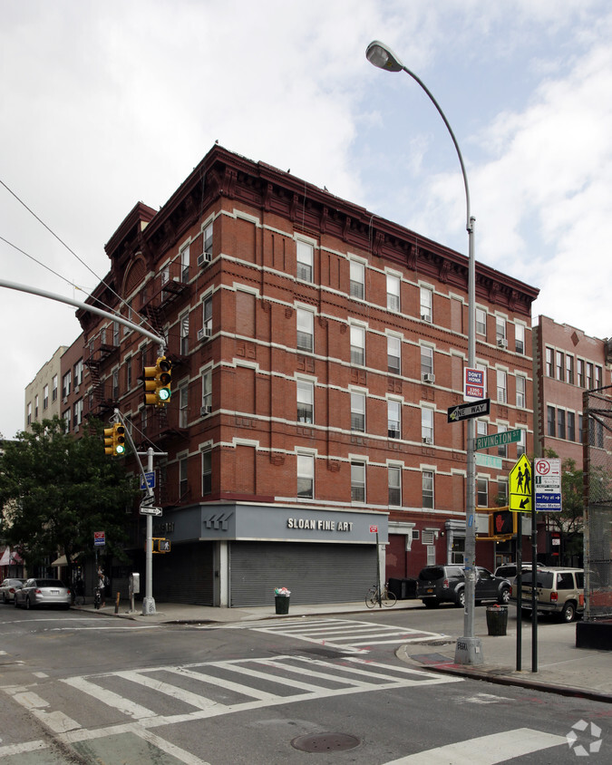 Building Photo - 128 Rivington St