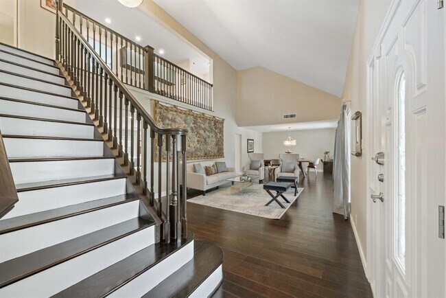 Building Photo - 3311 Chris Dr
