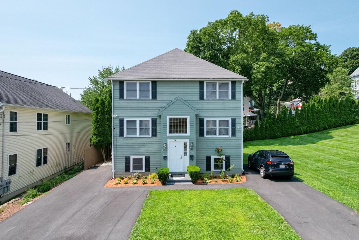 Foto principal - 217 Wilson St