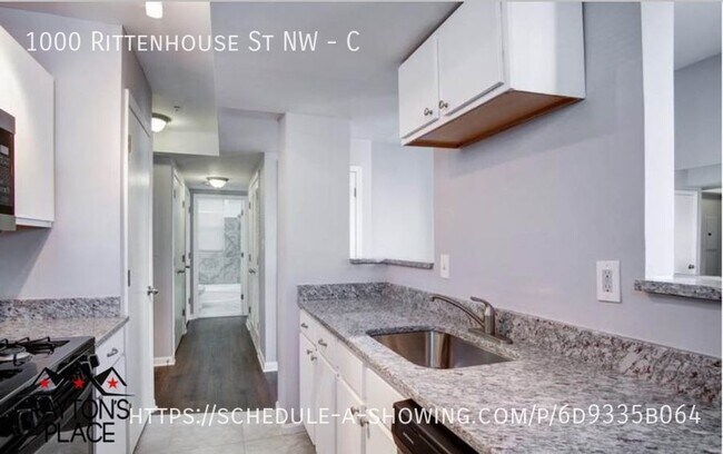 Foto del edificio - Renovated Condo in Secure Building