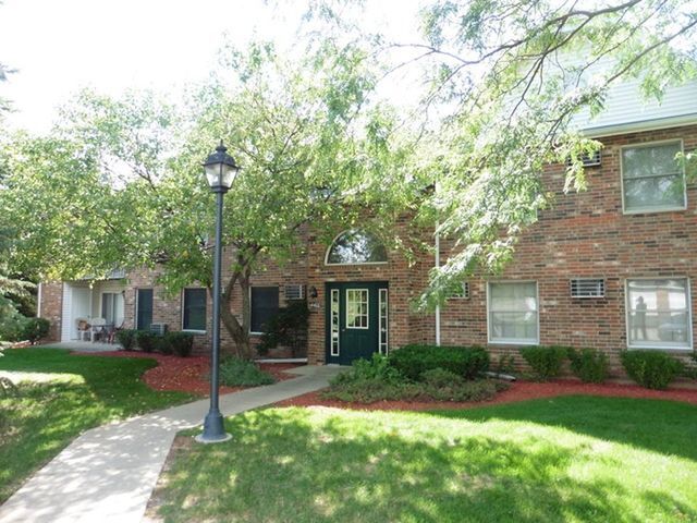 Primary Photo - 4400 W Shamrock Ln