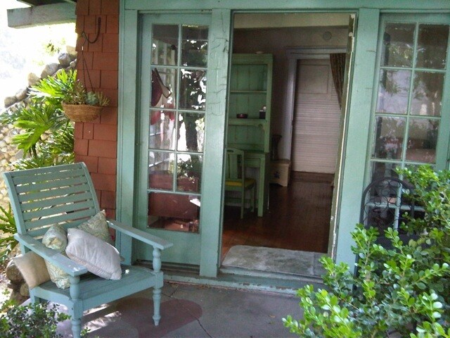 Patio/Entrance - 2024 1/2 Laurel Canyon Blvd