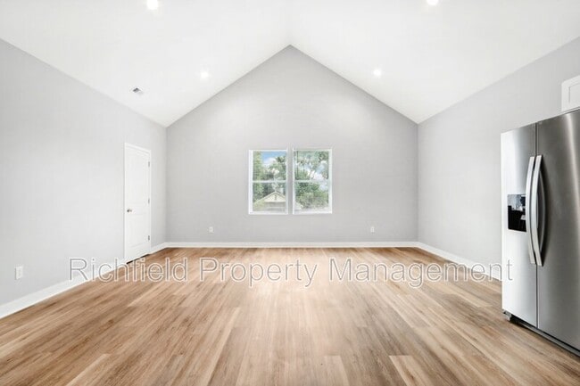 Foto del edificio - 2015 E Maryland St