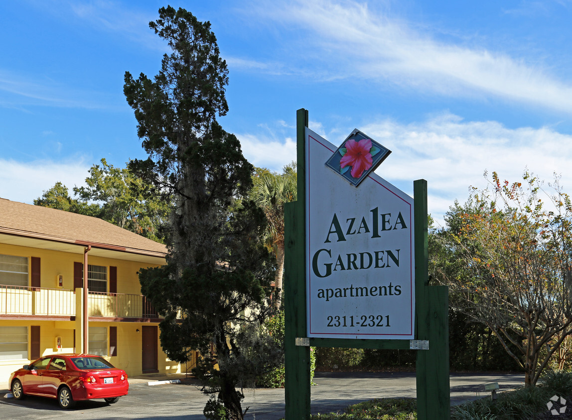 Signage - Azalea Gardens