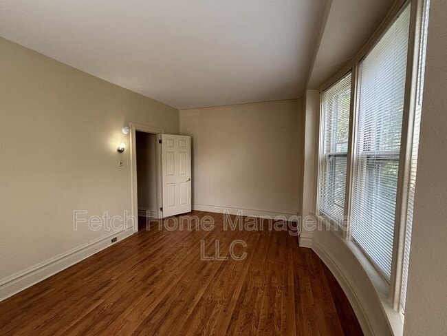 Foto del edificio - 214 Briggs St