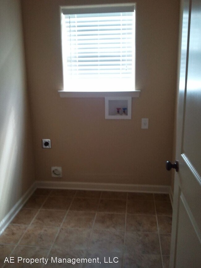 Foto del edificio - 4 br, 2.5 bath House - 71 Darlington Drive