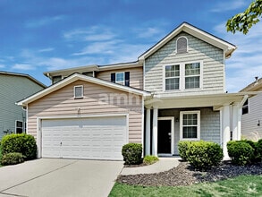 Building Photo - 362 Roseglen Dr