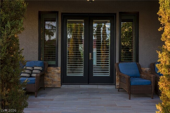 Foto del edificio - 300 Lacy Ln