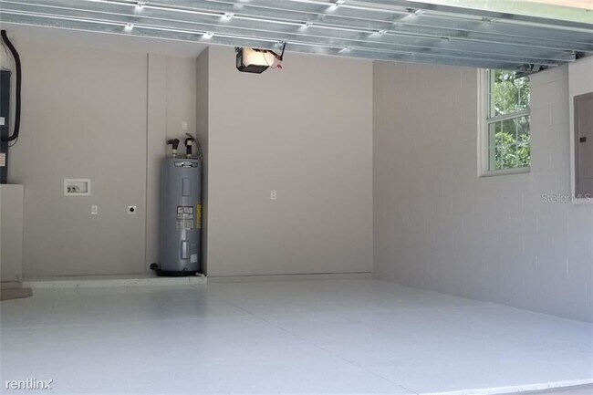 Foto del edificio - 3 br, 2 bath House - 7804 Almark St