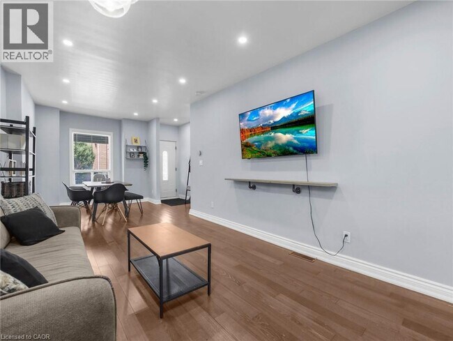 Photo du bâtiment - 114 Burton St